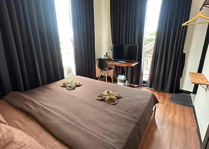 Escotel Jalak Konukevi Canggu