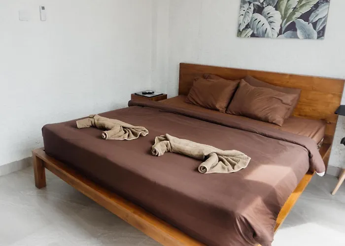 Escotel Jalak Konukevi